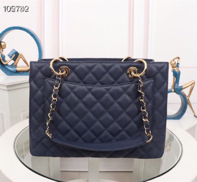 Ch**el shopping bags